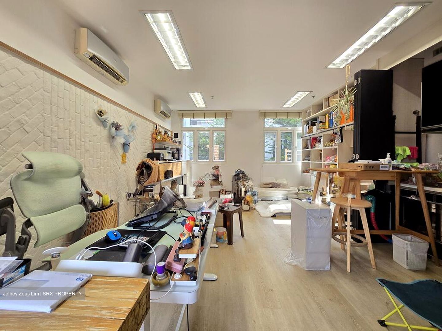 Soho Life (D15), Office #596843021